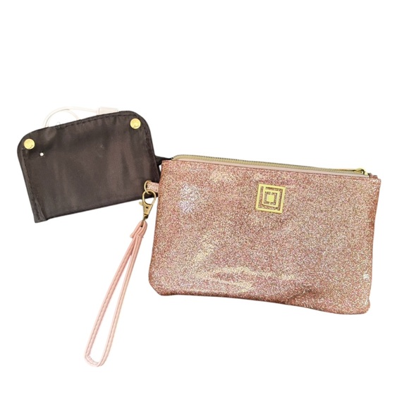 Liz Claiborne Glittery Pink charging wristlet NWOT - Picture 1 of 3
